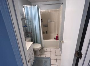 (Undisclosed Address), Mount Hope, WV 25880