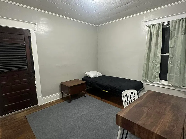 39 Lisbon Ave #2 — Photo 1