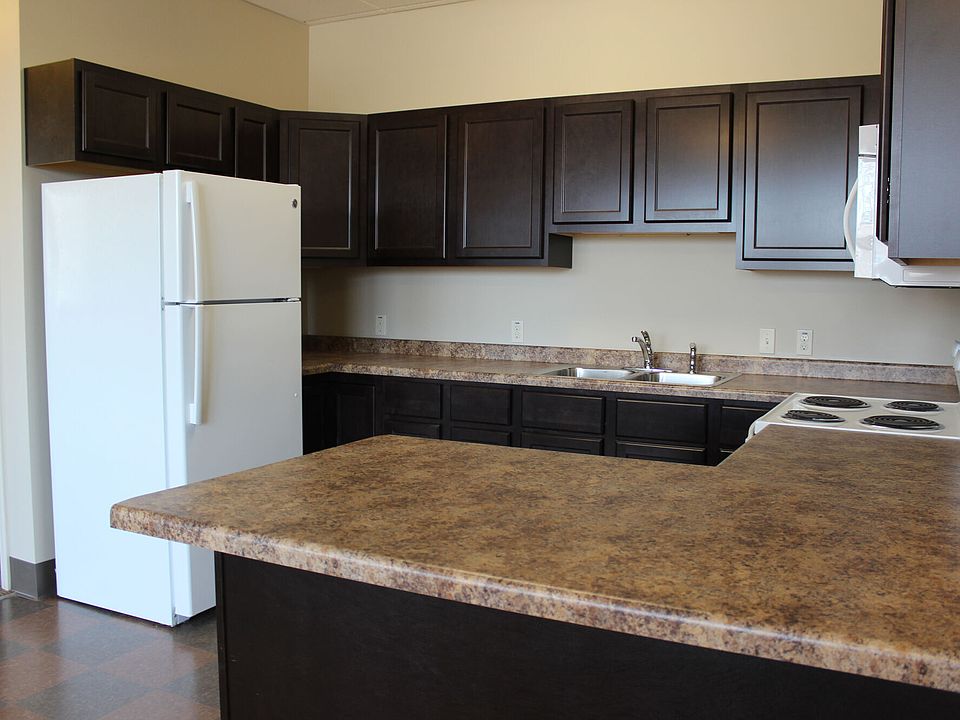 1st image of 2427 W 4th St #250