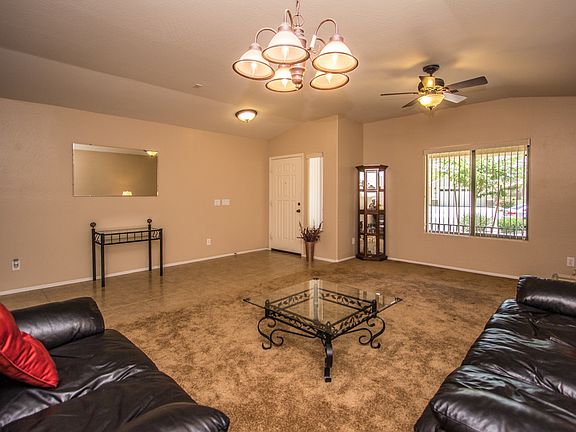 4th image of 17526 W Georgia Dr