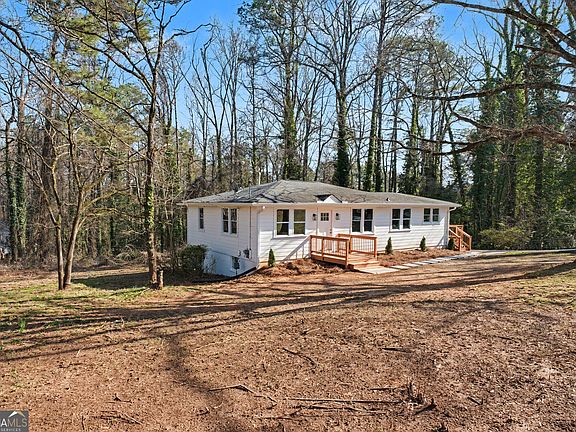 2nd image of 5284 Campbellton Rd SW