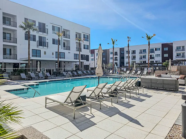 Alanna Pool and Sun Deck