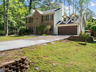 180 Paces Dr, Fayetteville, GA, 30215