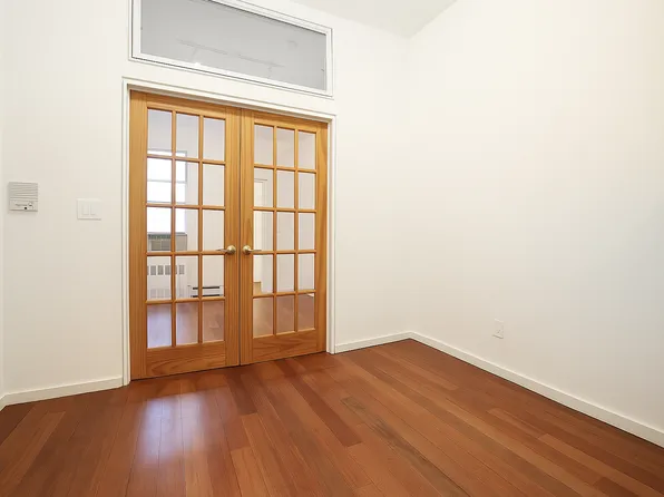 41 Maspeth Avenue image 4 of 6