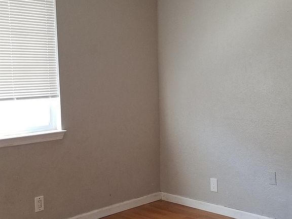 2nd image of 2104 Sullivan Ave