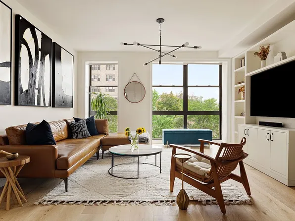 910 Union St APT 5B, Brooklyn, NY 11215