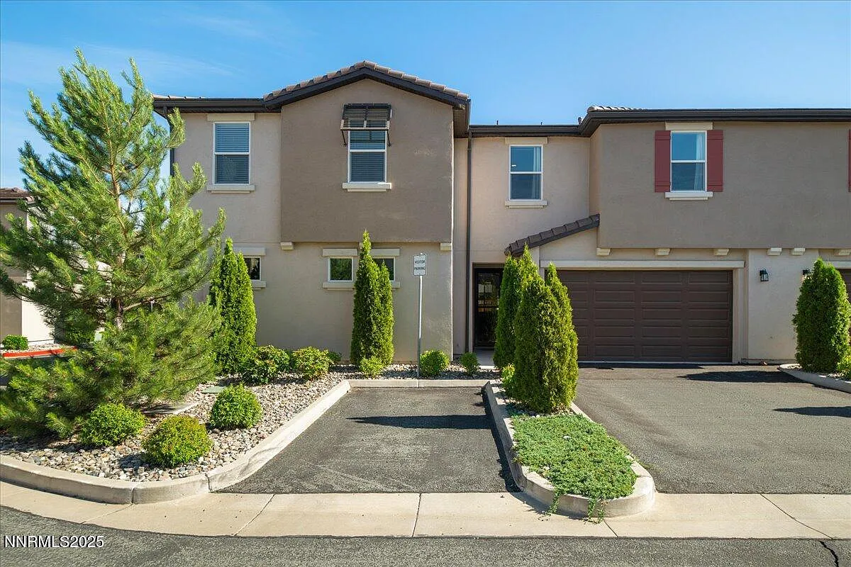 2170 Santona Cir photo 1