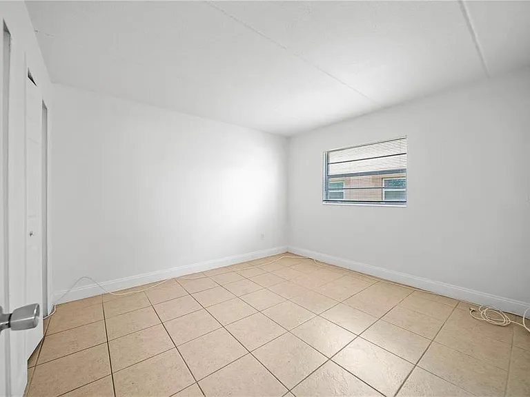 702 Michigan Ct #1 — Photo 13