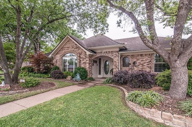 1st image of 209 Norfolk Dr
