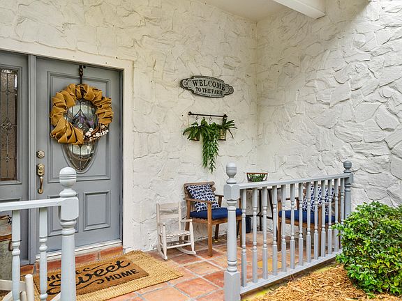 3rd image of 13120 Coastal Circle