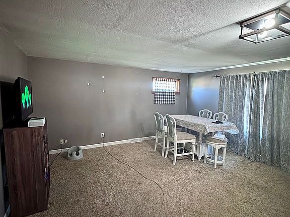4th image of 202 S 2nd St