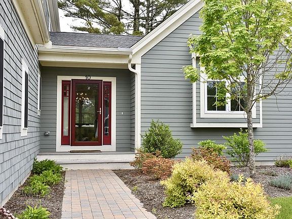 2nd image of 10 Southview Way