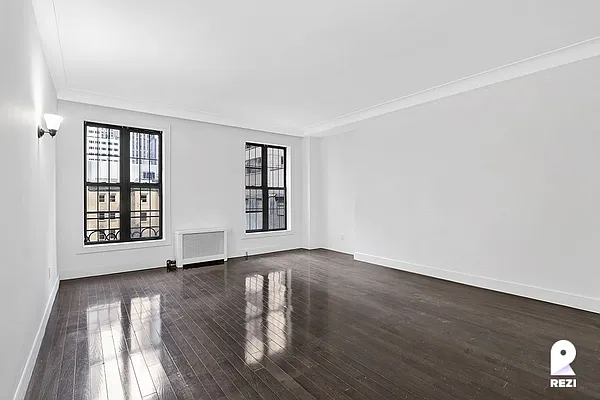 Rented by REZI | media 26