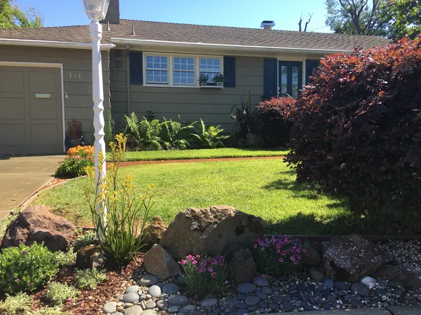 141 Chestnut Ln, San Mateo, CA 94403
