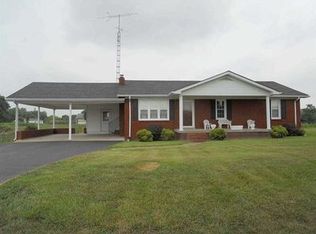 147 Hurt Rd, Smiths Grove, KY 42171