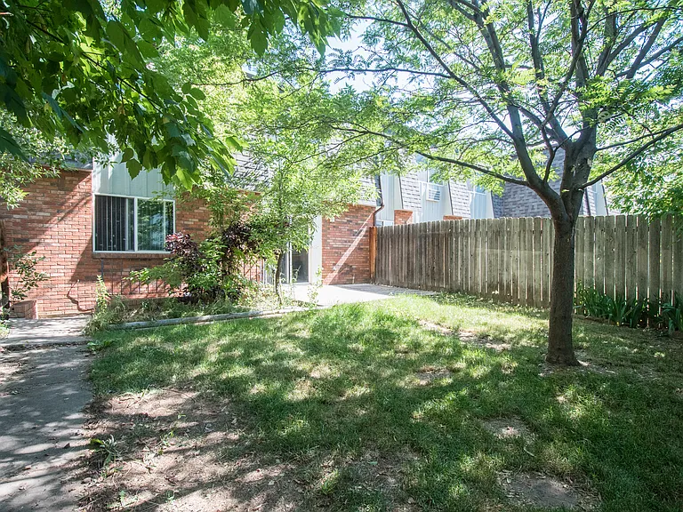1720 Azalea Ct #1 — Photo 35