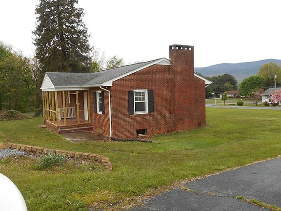 3rd image of 702 Osceola Ave