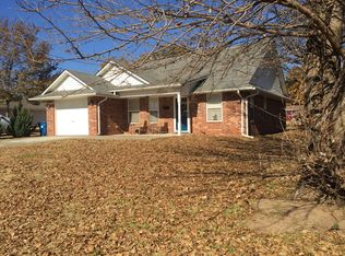 1122 E 5th St, Cushing, OK 74023