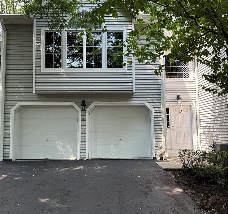 1st image of 22 Bradshaw Ct #B5