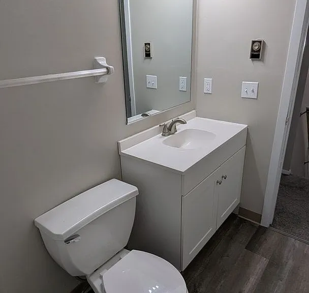 809 Kerns Dr NE — Photo 15