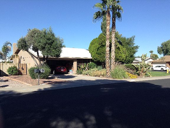 3rd image of 5126 E Half Moon Dr