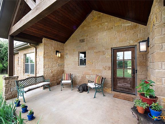2nd image of 7075 Ranch Road 1869