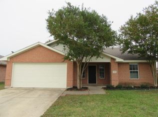 113 Pebble Creek Ln, Terrell, TX 75160