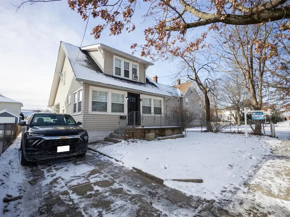 495 Henry Street, Oceanside, NY 11572
