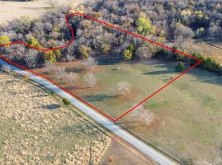 W McFarland St, Bells, TX 75414