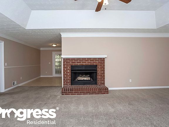 5th image of 2205 Independence Dr SW