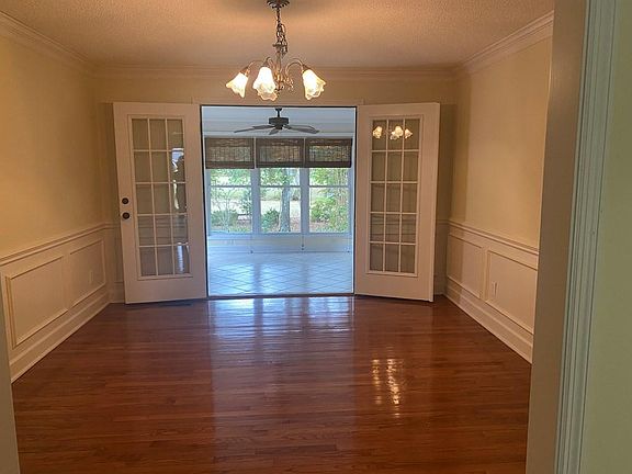 4th image of 147 Knollwood Dr