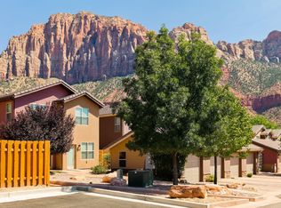 77 Juniper Ln, Springdale, UT 84767