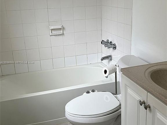 4th image of 9962 SW 88th St #712-1