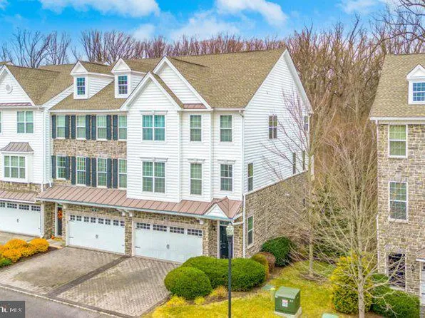 309 Corvus Cir, Media, PA 19063