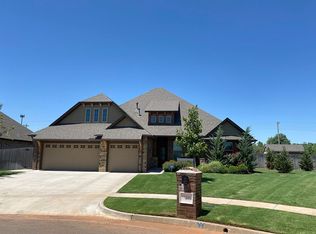 13305 NW 7th Ct, Yukon, OK 73099