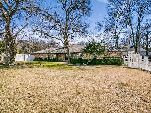 6401-nutwood-cir-dallas-tx-High-Res-20.jpg