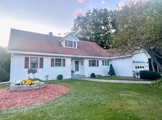 6 High St, Gorham, NH 03581