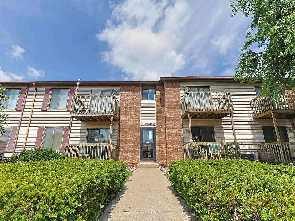 1st image of 1208 Clarinet Blvd E