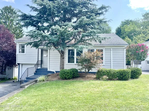 106 S 12th St, Lewisburg, PA 17837