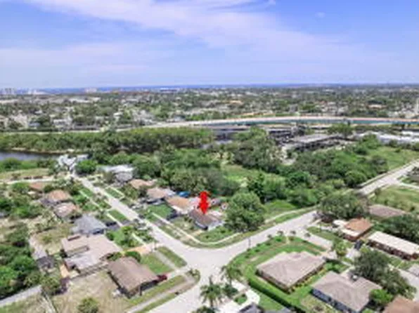 120 NE 5th St, Deerfield Beach, FL 33441