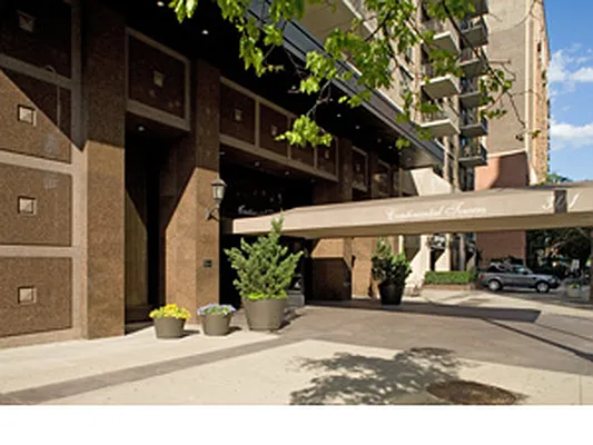 Sold by Corcoran | media 3