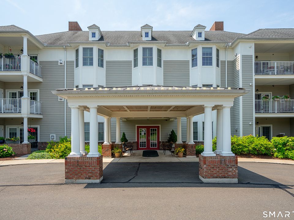 1st image of 25 Cassandra Boulevard #107