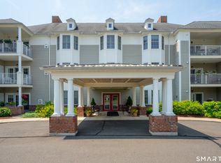 Farmington Avenue (1401), West Hartford, CT 06107