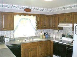 8 Laurelwood St, Wheeling, WV 26003