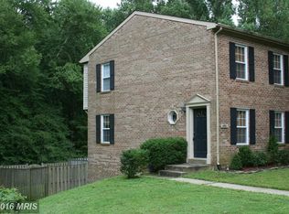 8921 Shamrock Ct, Springfield, VA 22152