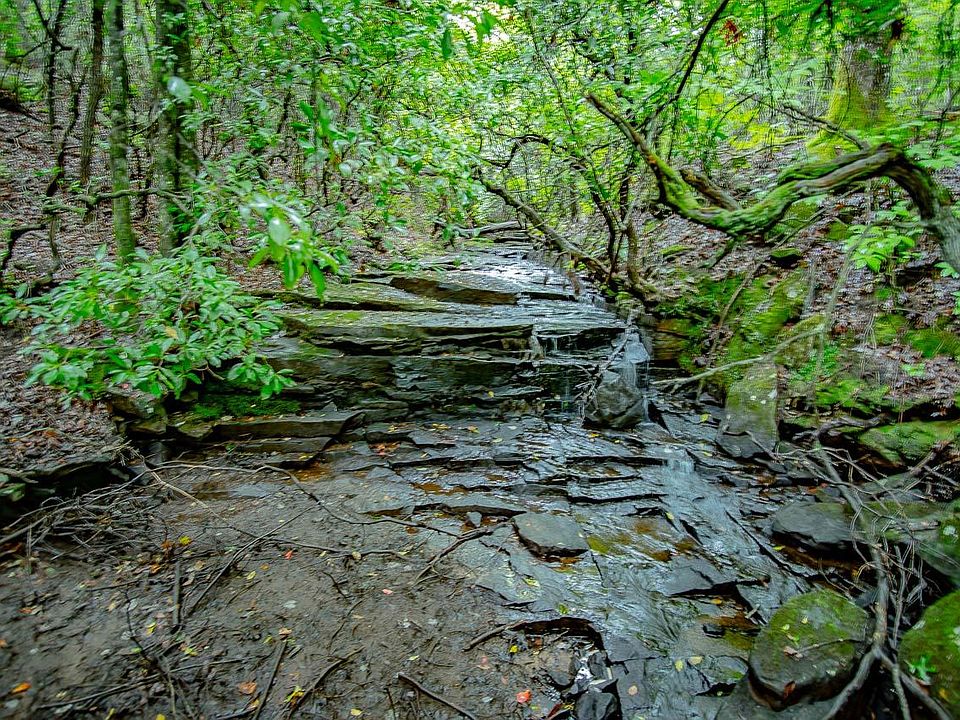 1st image of Camp Creek Cir