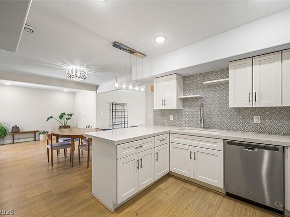 3rd image of 3779 Territory St