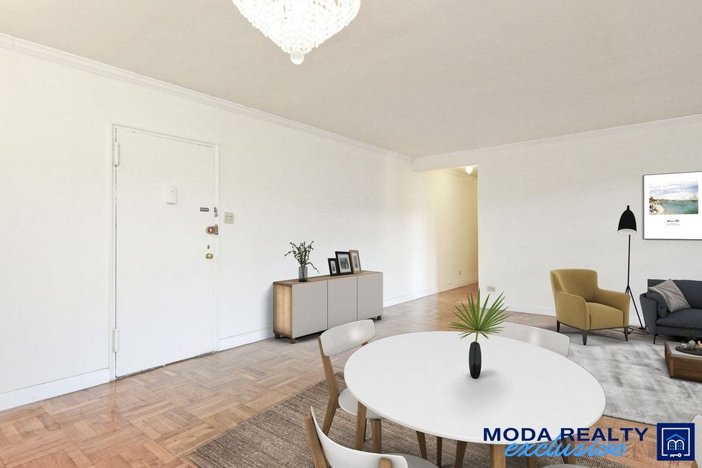 4 Bed 2 Bath Property, New York • 1,600 Sq Ft