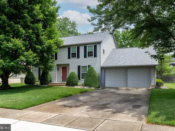 313 Hadleigh Dr, Cherry Hill, NJ 08003