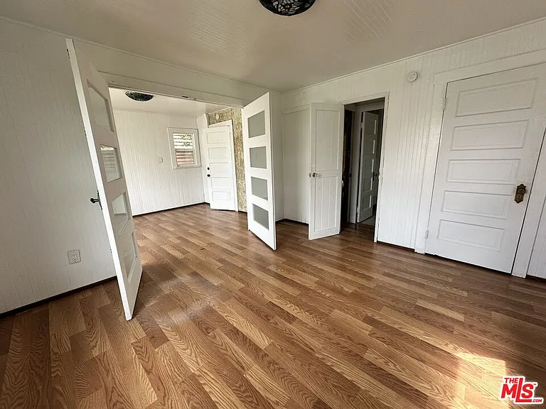 49 Dudley Ave — Photo 18